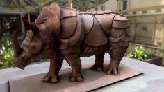 rhino-statue